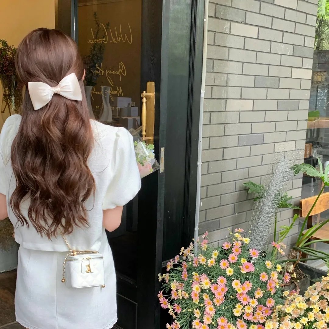 女高中生给你做饭了