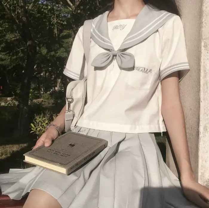 无爱理想国